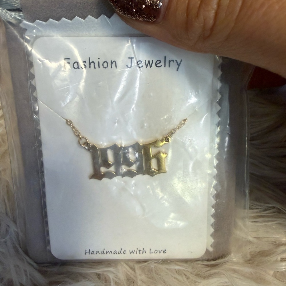 Gold Fashion Jewelry Necklace